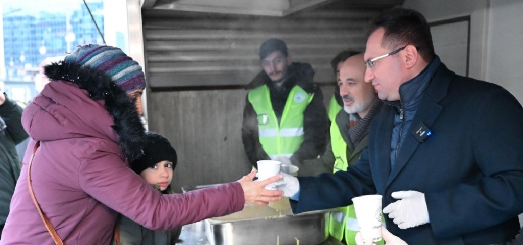 Karla mücadele ekiplerinin başında gece gündüz sahada yer alan Gaziosmanpaşa