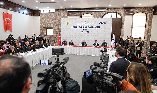 İzmir Büyükşehir Belediye Başkanı Dr. Cemil Tugay, İzmir Valiliği tarafından