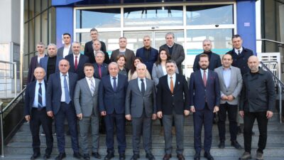 BURSA – Bursa Büyükşehir Belediye Başkanı Mustafa Bozbey, Yıldırım’ın sorunlarını