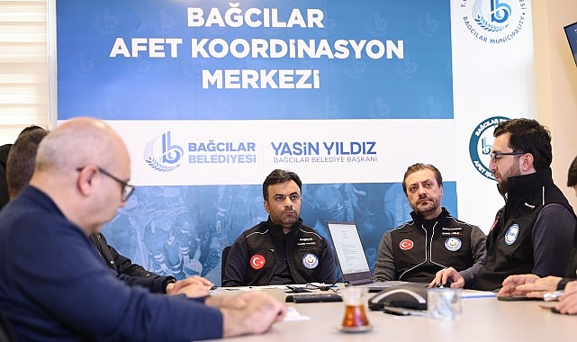 Bağcılar Belediyesi, beklenen kar yağışı öncesi ilçede hayatın normal seyrinde