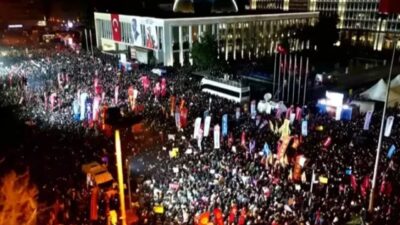 İstanbul Büyükşehir Belediyesi'ne yönelik soruşturmalar kapsamında Ekrem İmamoğlu'nun gözaltına alınması