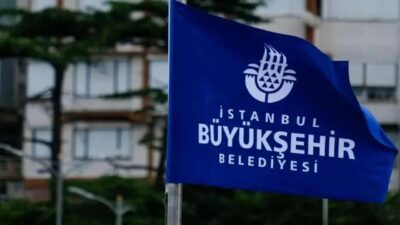 İBB'ye yönelik düzenlenen operasyonlarda, çok sayıda üst düzey yetkili evlerine