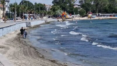Meteoroloji'nin uyarılarının ardından Tekirdağ, Düzce, Sakarya ve İstanbul'un bazı ilçelerinde