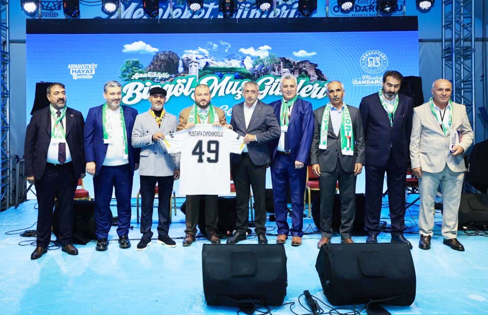 Arnavutköy’de düzenlenen Bingöl ve Muş Günleri, kültür, lezzet ve kardeşlik