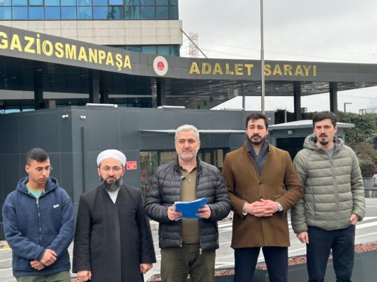  (İHA) - İstanbul Arnavutköy Eğitime Destek Platformu, sosyal medyada İslamiyet'e yönelik hakaret